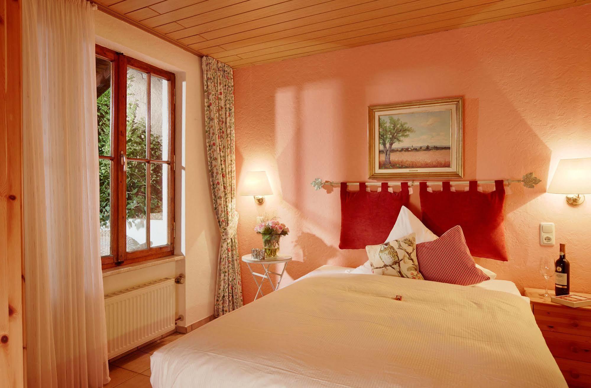 Ringhotel Boemers Mosel Landhotel Alf Kültér fotó